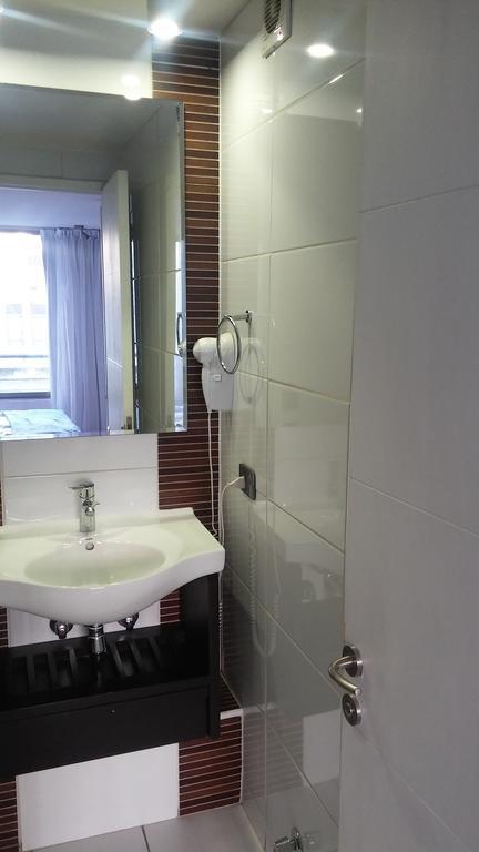 Home Valdivia Providencia Santiago Bilik gambar